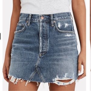 AGOLDE | Medium Wash Ada High Rise Denim
Jean Distressed Mini Skirt SZ 26